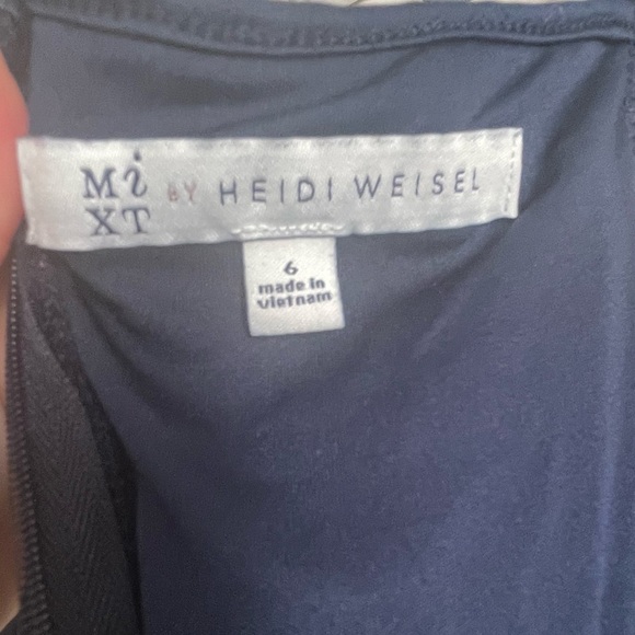 Mixt By Heidi Weisel Navy Dress. Pre-Owned. - Picture 4 of 6